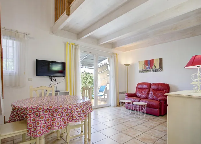 P Minervois J N03 3p6 * Homps (Aude)
